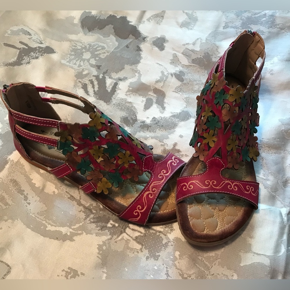 L’Artise shoes. Burgundy leather